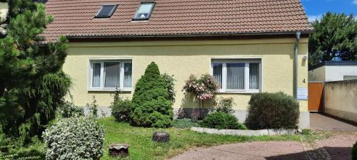Dessau-Rosslau Apartment | Schwalbennest