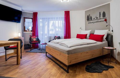 Titisee-Neustadt Apartment | Schwarzwaldmarie in Titisee mit Badewanne Sonnenbalkon TG-Stellplatz Küche