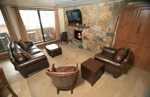 Vail Apartment | Scorpio Condominiums by Vail Realty