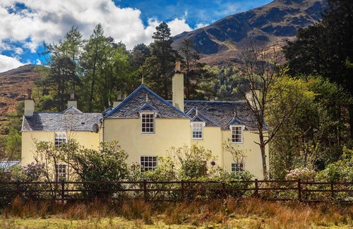 Shiel Bridge House | Scotland: Highland Estate. Nr Isle Of Skye (16-20)