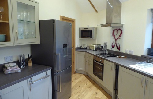 Blairgowrie Cottage | Scots Pine Treehouse - a treehouse that sleeps 2 guests in 0 bedrooms