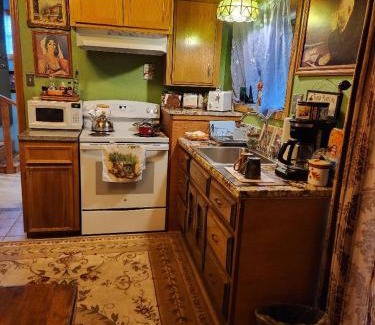 Happy Valley Bed & Breakfast | Scott Creek Farm