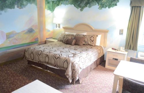 Astrodome Hotel | Scottish Inn and Suites NRG Park/Texas Medical Center - Houston