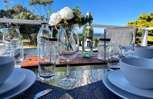 Mollymook Beach House | Scotts Ocean View Sum