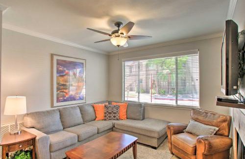 Paradise Valley Village Apartment | Scottsdale Condo with Pool Walk to Kierland Resort