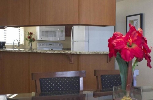 Arcadia Condo | Scottsdale Cozy 2BR Condo with Outdoor Fireplace