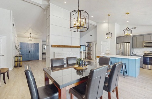 Paradise Valley Village House | Scottsdale Sun & Fun. A Poolside Paradise in a Peacefully Perfect Neighborhood!