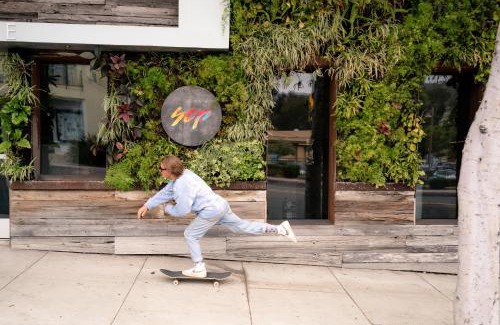 Laguna Beach Hotel | SCP Seven4One Hotel