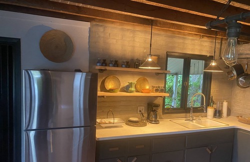 Scranton House | Scranton Small and Private!