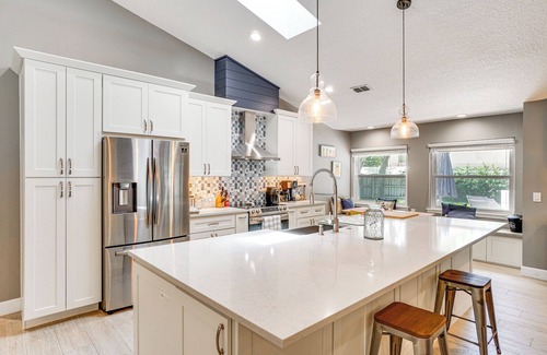 Orlando House | Screened Lanai + Fenced Yard: Luxe Orlando Home