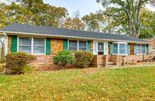 Valley Lee House | Screened Patio, Deck and Grill Saint Inigoes Home!