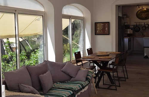 Sete House | Sea and pond view in magnificent grounds, independent T3 apartment in house.