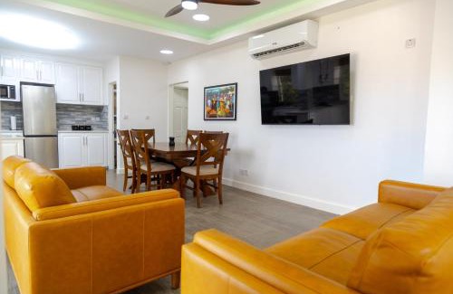 Castle Comfort Apartment | Sea and Summit Suite #2