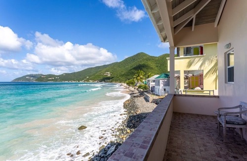 West End Condo | Sea Breeze - AppleSurf! Beachfront one bedroom in Apple Bay