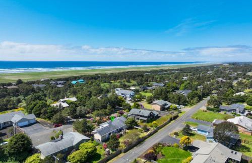 Warrenton House | Sea Breeze Escape