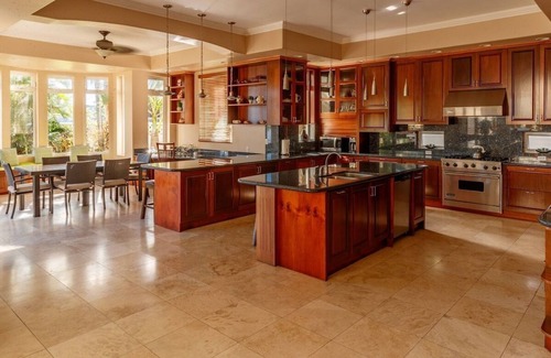 Kaneohe House | Sea Breeze Manor - Ocean Views from most rooms! AC