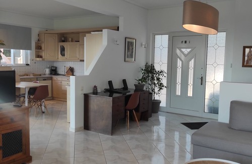Xiro Chorio Villa | SEA BREEZE VILLA in Rethymno city center, near beach 900 m., great sea views