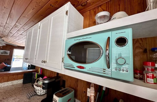 Kill Devil Hills Cottage | Sea Captain's Cottage 2; Oceanfront Cottage Court