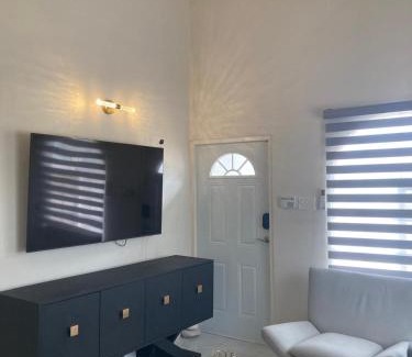 Discovery Bay House | Sea-Clusion Views