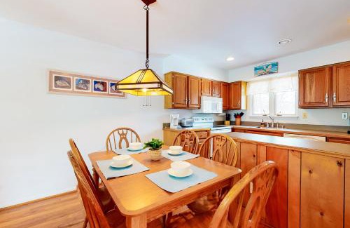 Bethany Beach Villa | Sea Colony - 2203 Round Robin