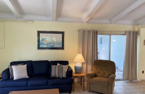 Jekyll Island Apartment | SEA COTTAGE APARTMENT Duplex