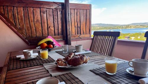 Costa Serena Ski Chalet | Sea Cottage overlooking Seagull Island