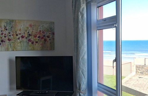 Castlerock Apartment | Sea front Apartment In Castlerock, With Stunning Panoramic Views