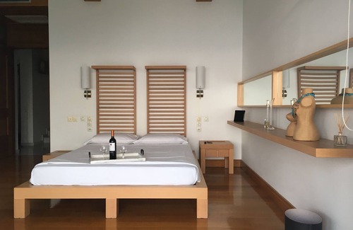 Antirrio Resort | Sea Front Sunrise Luxury Villa