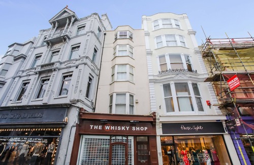 Brighton City Centre Apartment | Sea La Vie - East Street