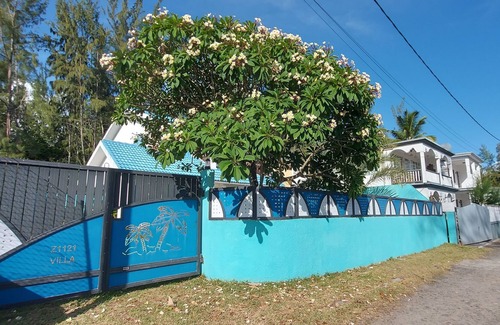 Riambel Villa | Sea La Vie Exotic House Located In Front Of The Beach