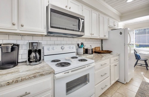 Saint Simons Island Condo | Sea Palms Colony - 2 bed/2 bath ground level condo
