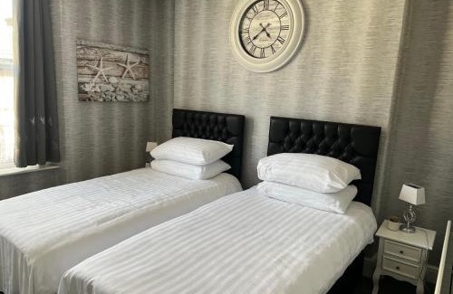 Douglas Apartment | Sea-Renity - Self Catering Holiday Let