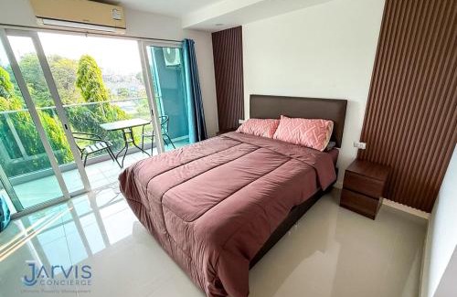Bang Sare Apartment | Sea Saran - Bright studio with rooftop & beach in Bangsaray