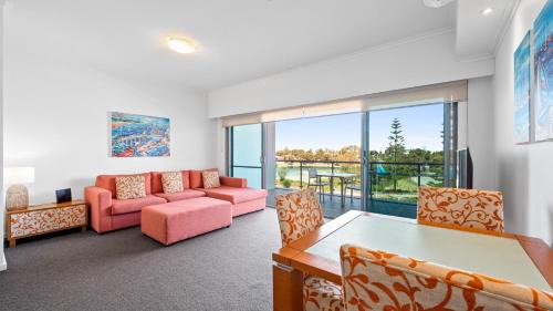 Mandurah House | Sea Side 104