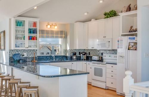 Nags Head House | Sea Spray: Oceanfront, Private Pool, Spa, Elevator