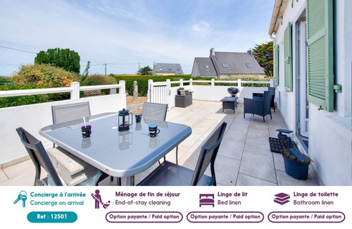 Plouneour-Brignogan-Plages Apartment | Sea View – 100m from the Beach – 4 adults, 1 child