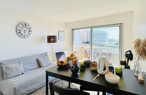 Merlimont-Plage Apartment | Sea view apartment at the foot of Merlimont beach