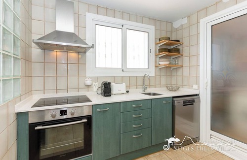 Sitges Apartment | Sea View Apartment in Sitges, near beach and port.