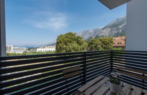 Dugis Apartment | Sea View Apartments Pezze
