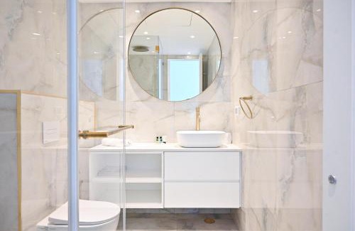 Tel Aviv Promenade Apartment | Sea view apt Isrotel tower
