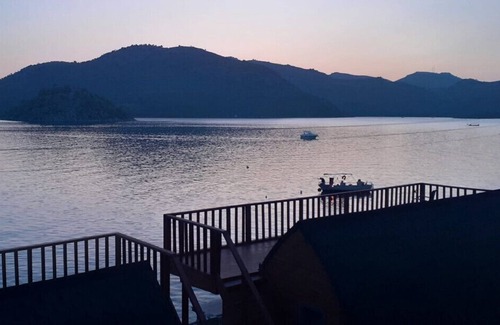Bozburun Ski Chalet | Sea View Bungalow w Pier and Terrace in Bozburun