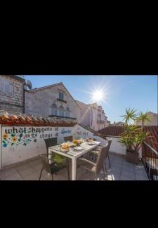 Hvar Old Town Apartment | Sea view central