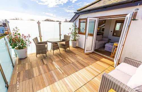 Hastings Apartment | Sea View Holiday Flat - Covehurst Bay