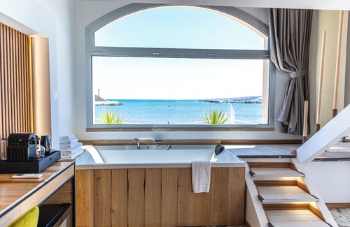 Marina di Montenero Apartment | Sea View Suite