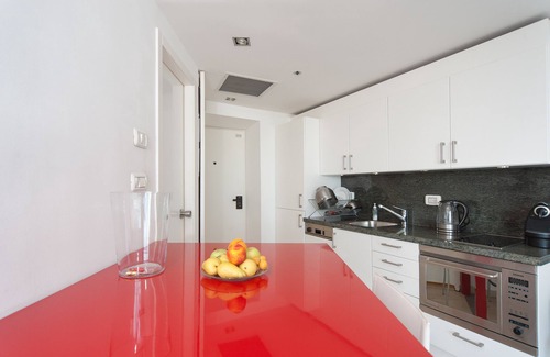 Tel Aviv Promenade Apartment | Sea View Luxury W Balcony- Hayarkon 78