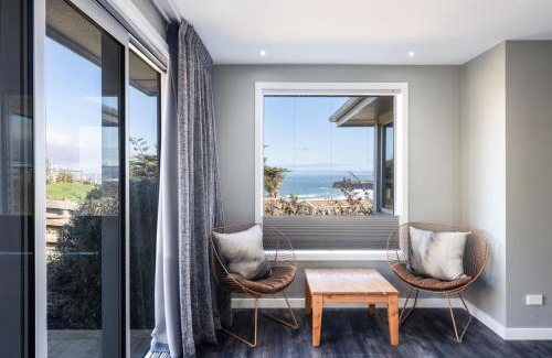 Dunedin House | Sea View's in Ocean Grove