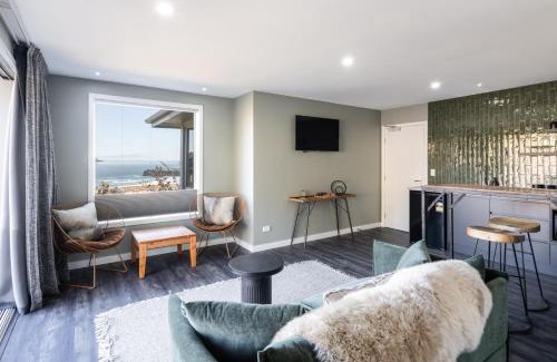 Dunedin House | Sea View's in Ocean Grove