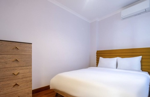 Maltepe Apartment | Sea View Sleek Flat near Transportation in Maltepe