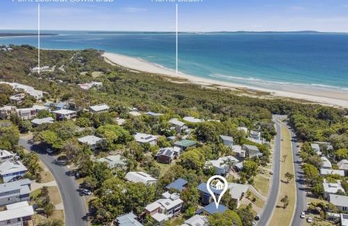 Point Lookout House | Sea View + Sleeps 8 + 3 mins to Beach