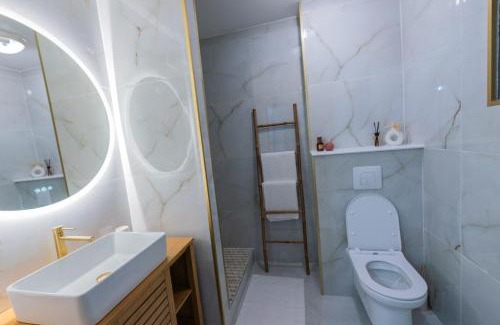 La Possession Apartment | Sea View & Spa privé La Possession